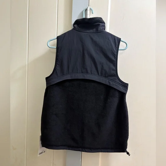 NWT Lululemon Cinch Hem Fleece Vest - Picture 2 of 5